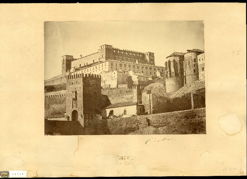 El Real Alcázar de Toledo por J. Laurent 1886