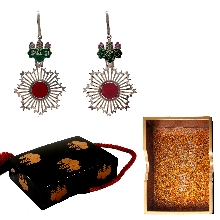 Condecoraciones y caja