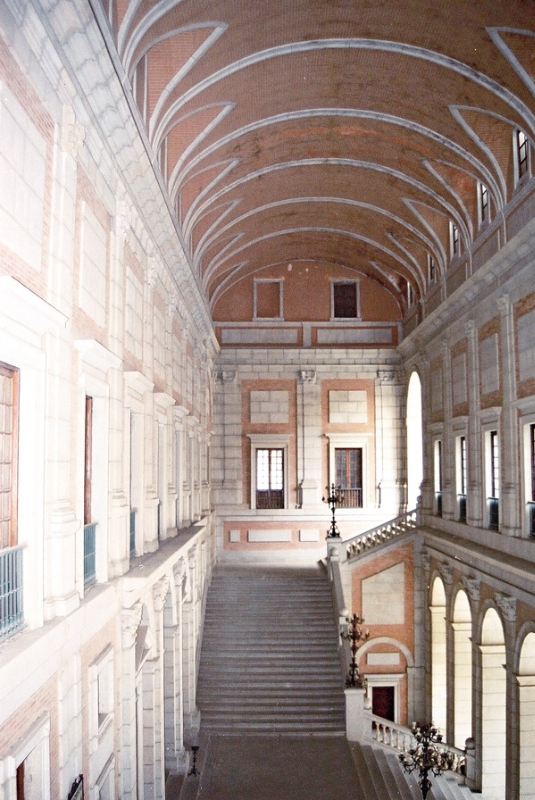 Escalera Real del edificio Alcázar - Foto: MUSEO DEL EJÉRCITO