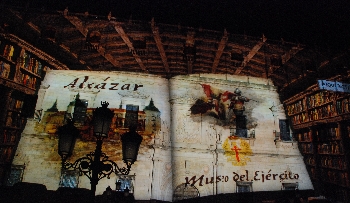 Proyeccion sobre la fachada del Alcázar de Toledo