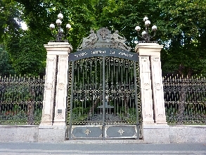  Gateway to the fenced gardens of Buenavista Palace