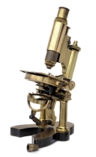Microscopio del Capitán Médico Santiago Ramón y Cajal