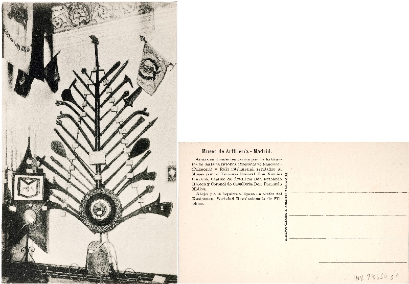 Se trata de una postal de Hauser y Menet que muestra una de las salas delMuseo de Artillería de Madrid