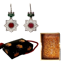 Condecoraciones y caja