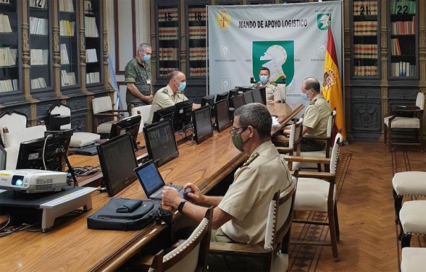 Taller 12 sobre armas no letales del 'Foro 2E+I Fuerza 35'