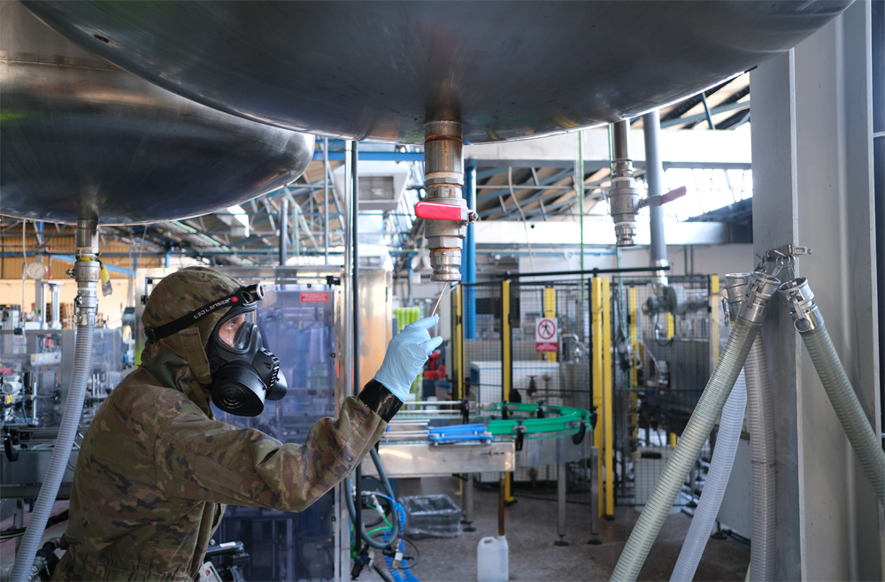 Personal del Regimiento de Defensa NBQ “Valencia” nº 1 se adiestra con el ejercicio 'Bernardo de Gálvez 22'