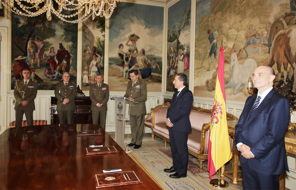 El JEME firma un importante protocolo con el Ministerio de Transportes