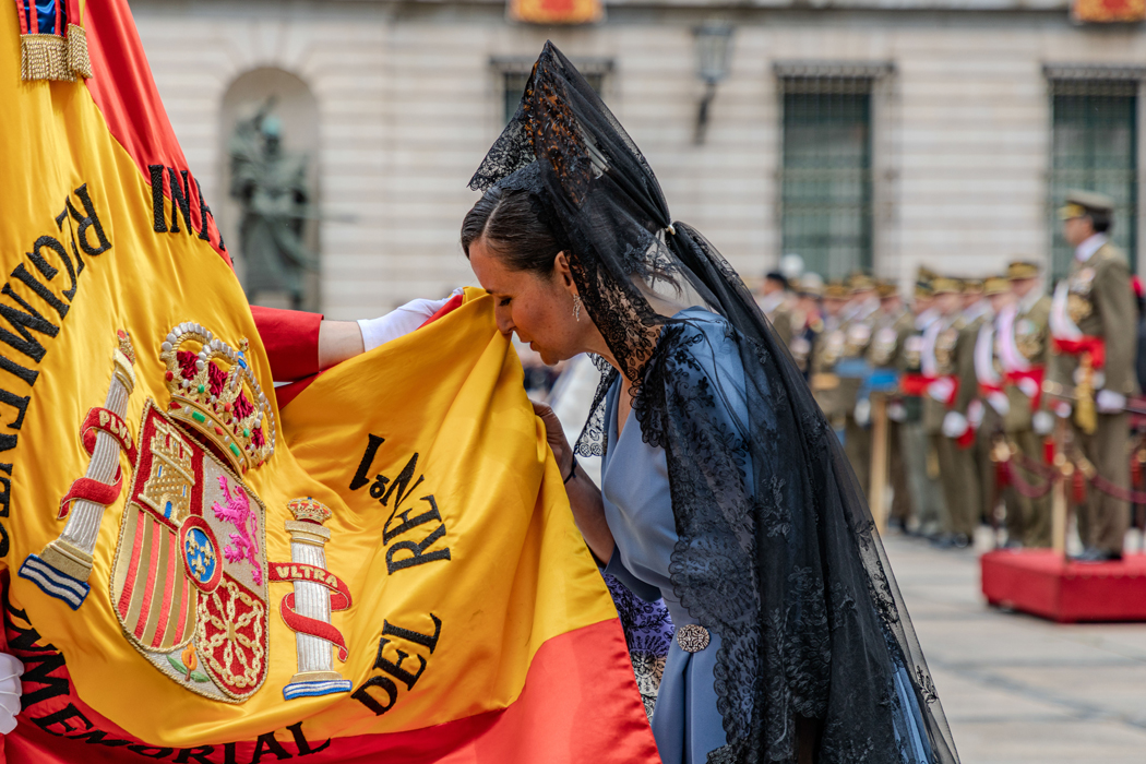 Jura de Bandera de personal civil en el Palacio de Buenavista