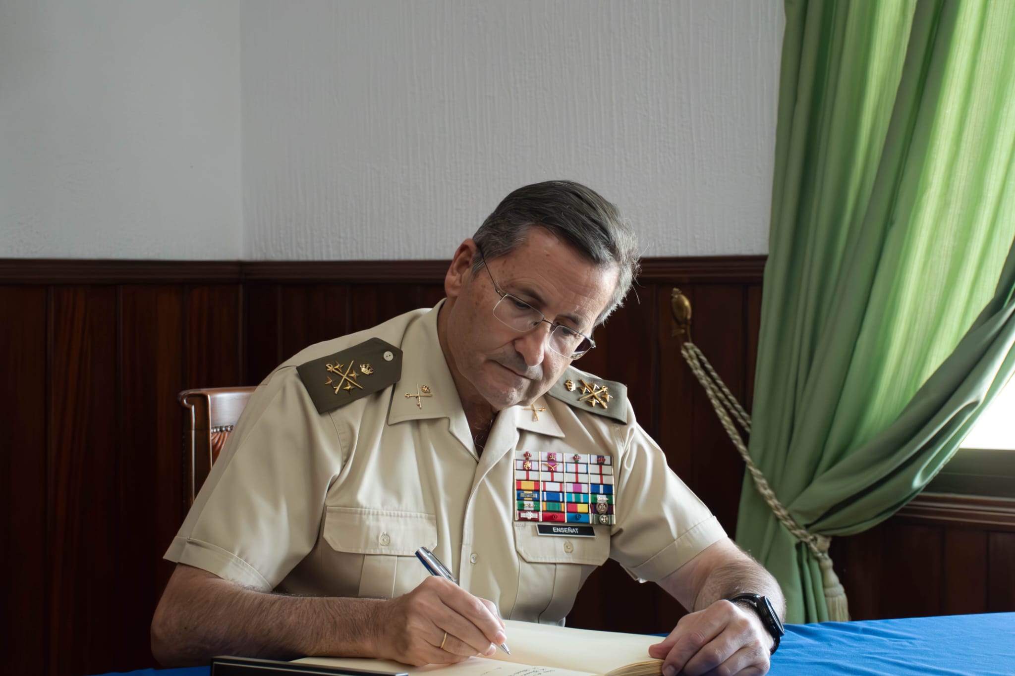  Firma del Libro de Honor