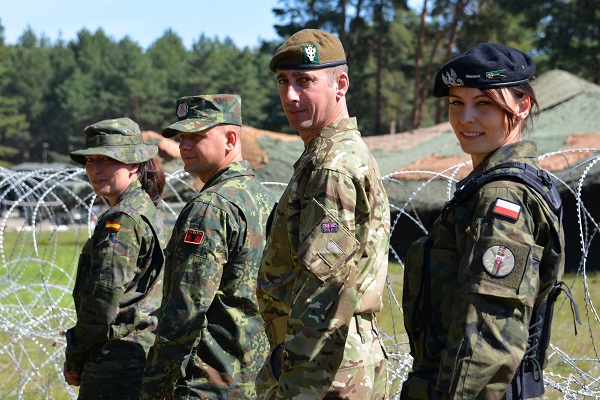 70 años de defensa colectiva 70 años de defensa colectiva