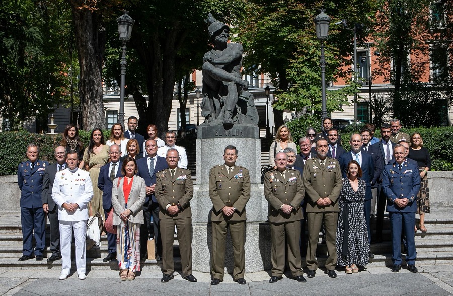 El JEME recibe a los alumnos del XLIX Curso de Defensa Nacional