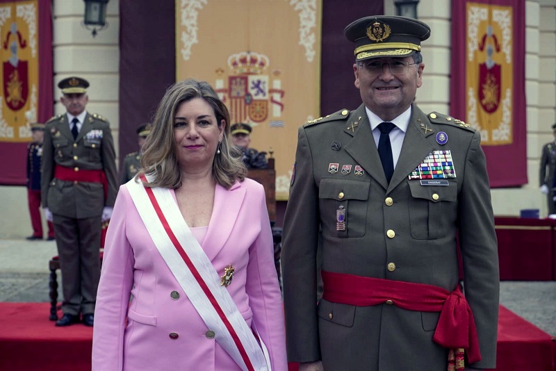 El JEME y la consejera de Empleo, Ciencia y Univ.