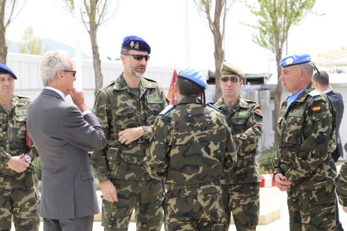 Visita de S.M el Rey a los cascos azules