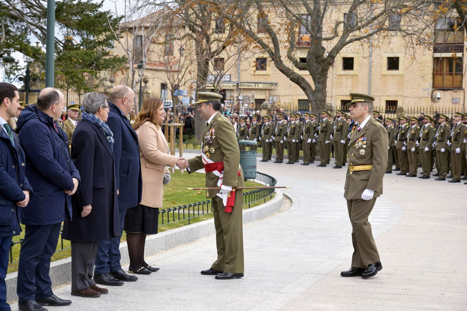 El JEME preside la Jura de Bandera para personal civil en Segovia