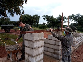Trabajando en la mejora de instalaciones del CMT.
