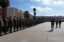 Pasando revista a la formación (Foto:CEFOT 2)