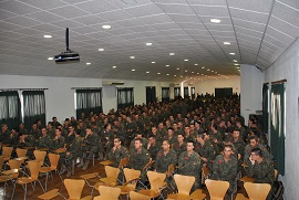Alumnos asistentes a la conferencia