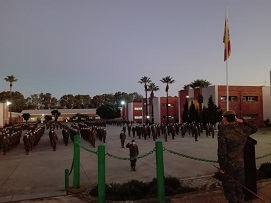 El Sr. Coronel recibiendo novedades