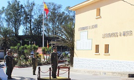 General 2º Jefe recibiendo honores.