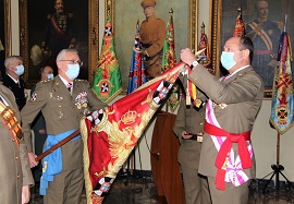 Imposición de corbata.