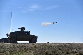 Lanzamiento del misil Spike Foto Madoc