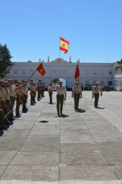 Pasando revista a la Fuerza del Acto a los Caídos del día 4 de octubre
