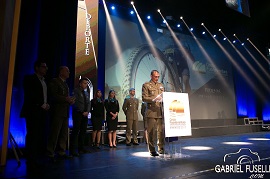 El Cor. Gª del Olmo, dirigiéndose a los más de 1000 asistentes a la gala.