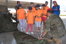 Los jóvenes disfrutaron con la visita.