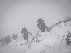 Montaña invernal