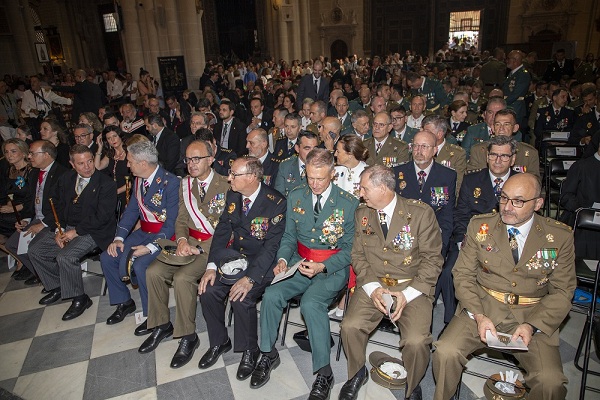 Autoridades Civiles y Militares
