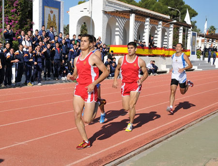 Prueba de 5000 m. en el campeonato Interacademias