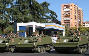 Transporte oruga acorazado de ingenieros