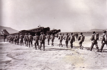 Fotografías históricas de la Brigada Paracaidista