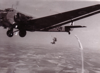 Fotografías históricas de la Brigada Paracaidista