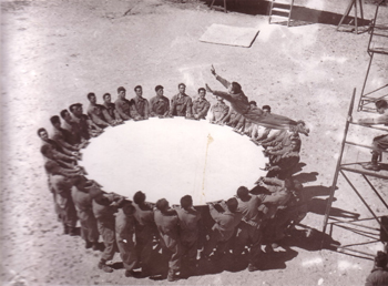 Fotografías históricas de la Brigada Paracaidista