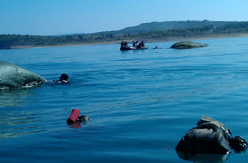 Salto paracaidista sobre el embalse de Buendía