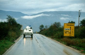 Blindado español en la ruta del Neretva