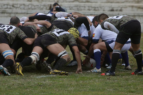 Encuentro de rugby entre el Ejército de Tierra y la Armada a favor de la lucha contra el cáncer