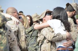 Reencuentro con los familiares al regreso de Afganistán