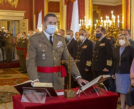 El general de ejército Enseñat toma posesión como JEME