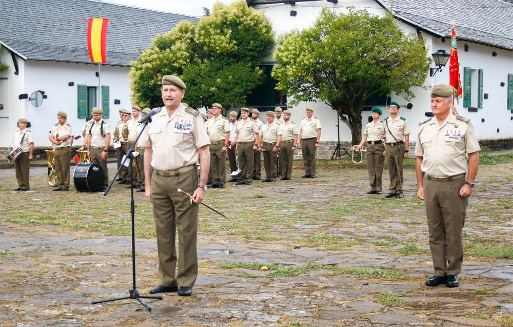 El JEME clausura los Cursos de Montaña y Operaciones Especiales