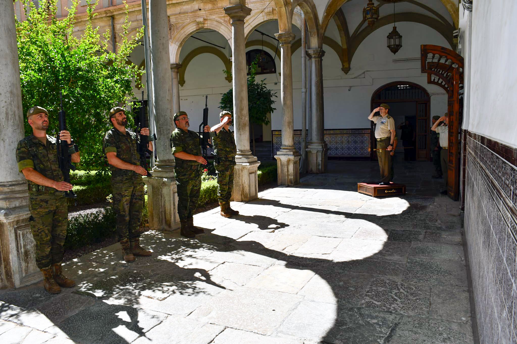 El Jefe de Estado Mayor del Ejército de Tierra JEME,  ha realizado una visita al Mando de Adiestramiento y Doctrina del Ejército de Tierra en Granada