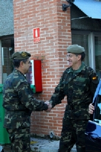 Saludo del JEME al personal militar