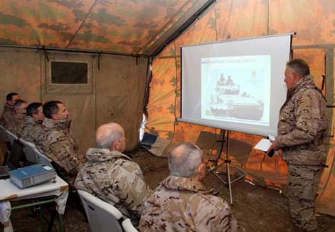 Visita de Su Alteza Real el Principe de Asturias a las maniobras de la BRIMZ 'Guzmán el Bueno' X