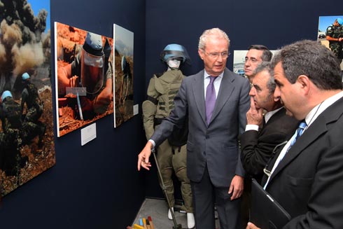 Exposición fotográfica sobre la misión en el Líbano y presentación del libro