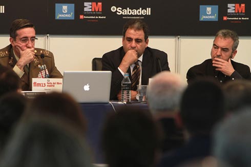 Exposición fotográfica sobre la misión en el Líbano y presentación del libro