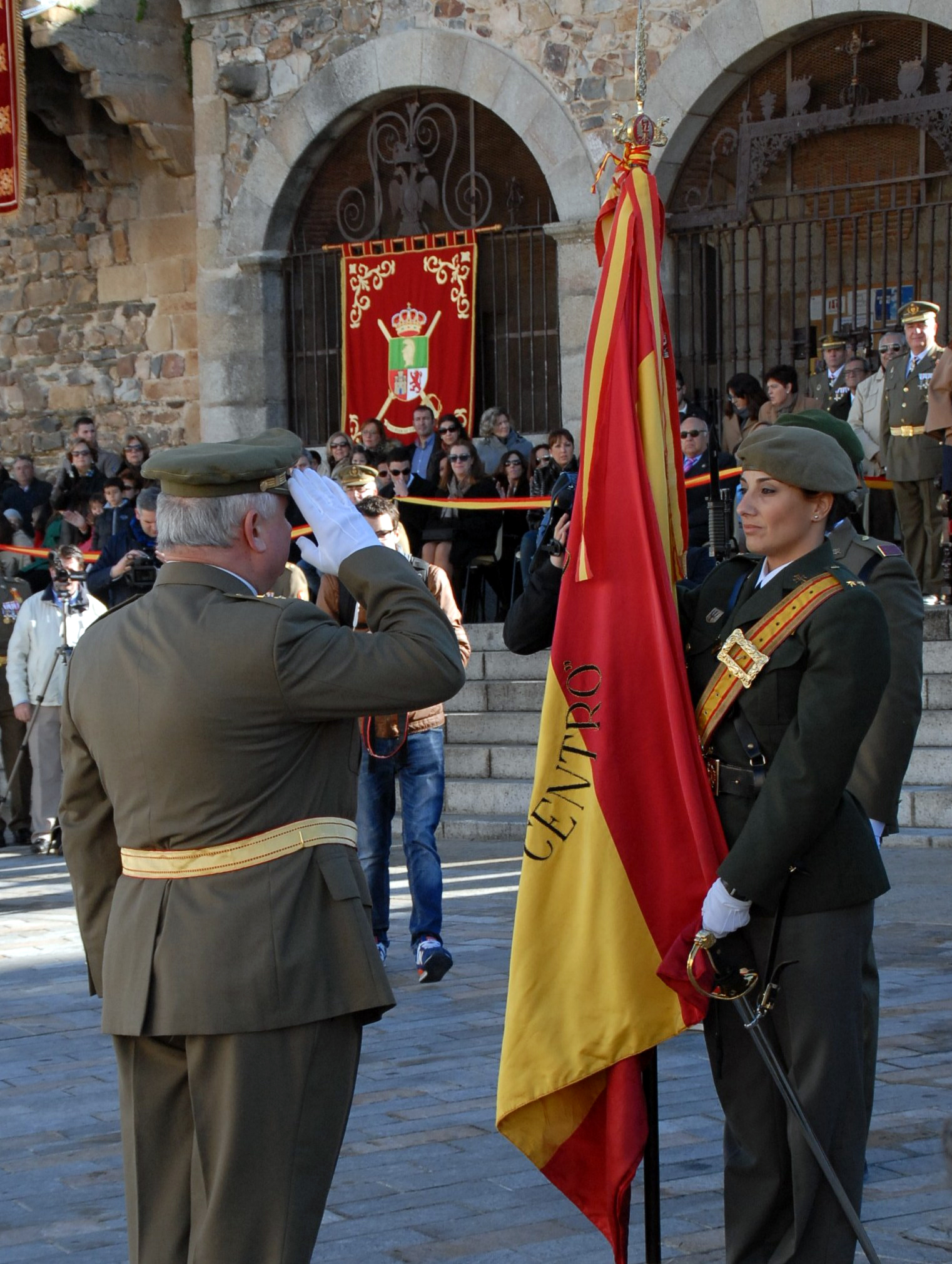 DESPEDIDA DE LA BANDERA