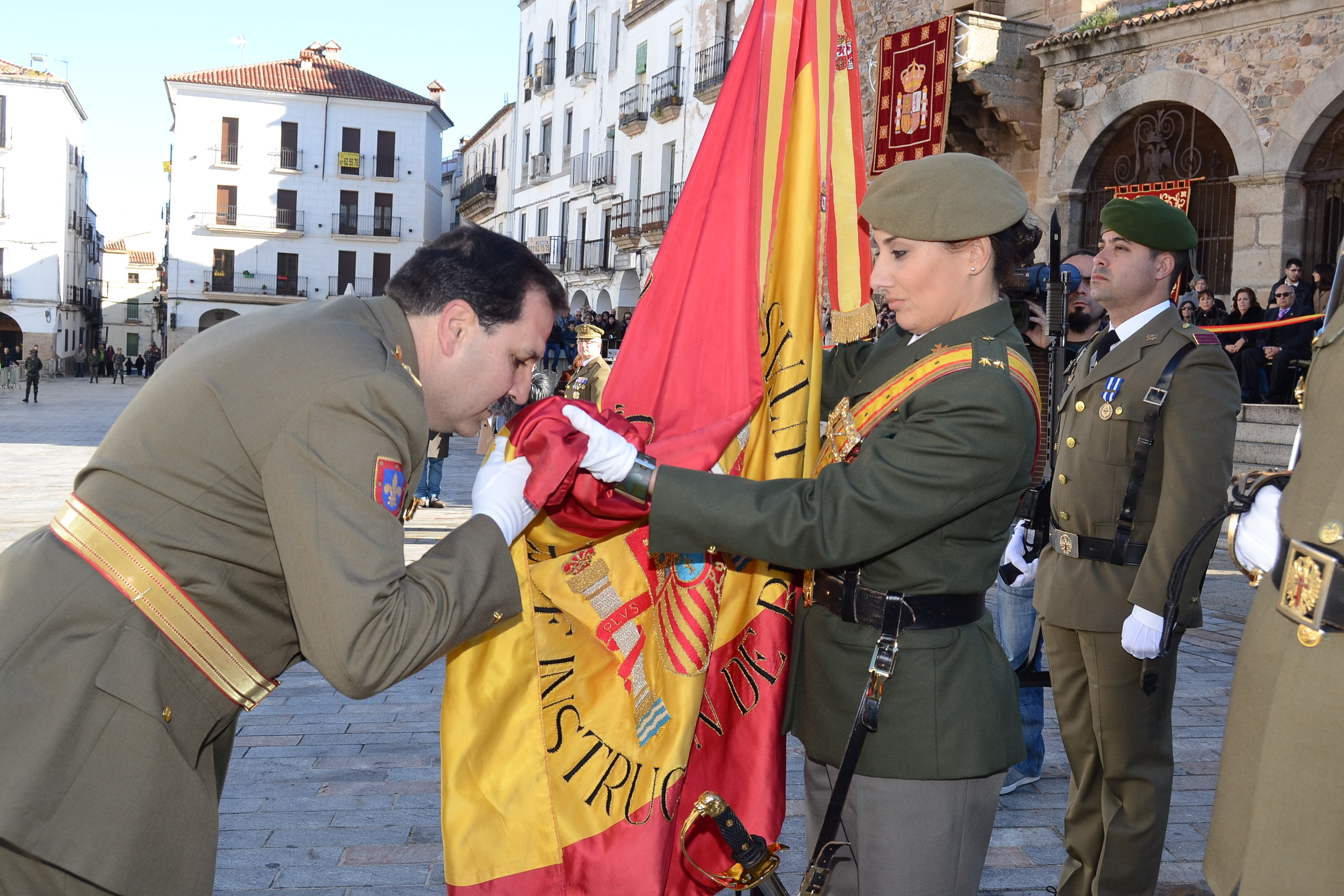 DESPEDIDA DE LA BANDERA