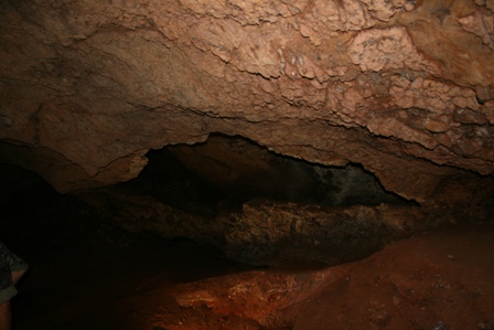 A SABER DE  LA CUEVA SANTA ANA