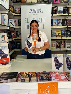 En el stand de la feria del libro